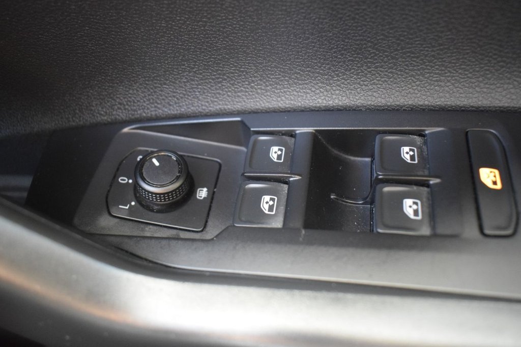 Used Volkswagen Polo 2019 for sale - 76660170: Photo 35