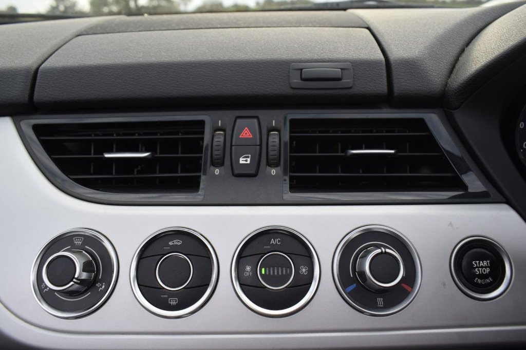 Used BMW Z4 2014 for sale - 76660184: Photo 22