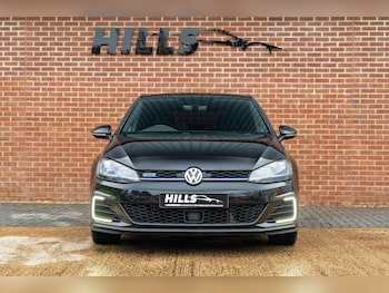 Used Volkswagen Golf 2017 for sale - 78122221: Photo