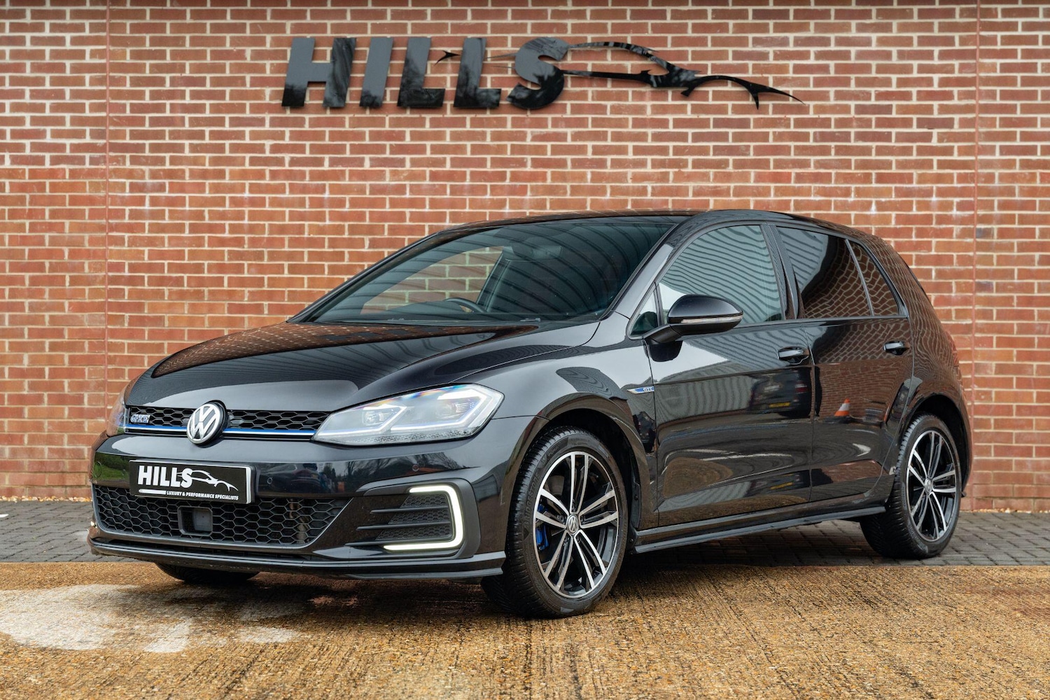 Used Volkswagen Golf 2017 for sale - 78122221: Photo 3