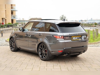 Used Land Rover Range Rover Sport 2016 for sale - 77830571: Photo