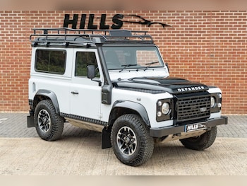 Used Land Rover Defender 90 2016 for sale - 77981413: Photo