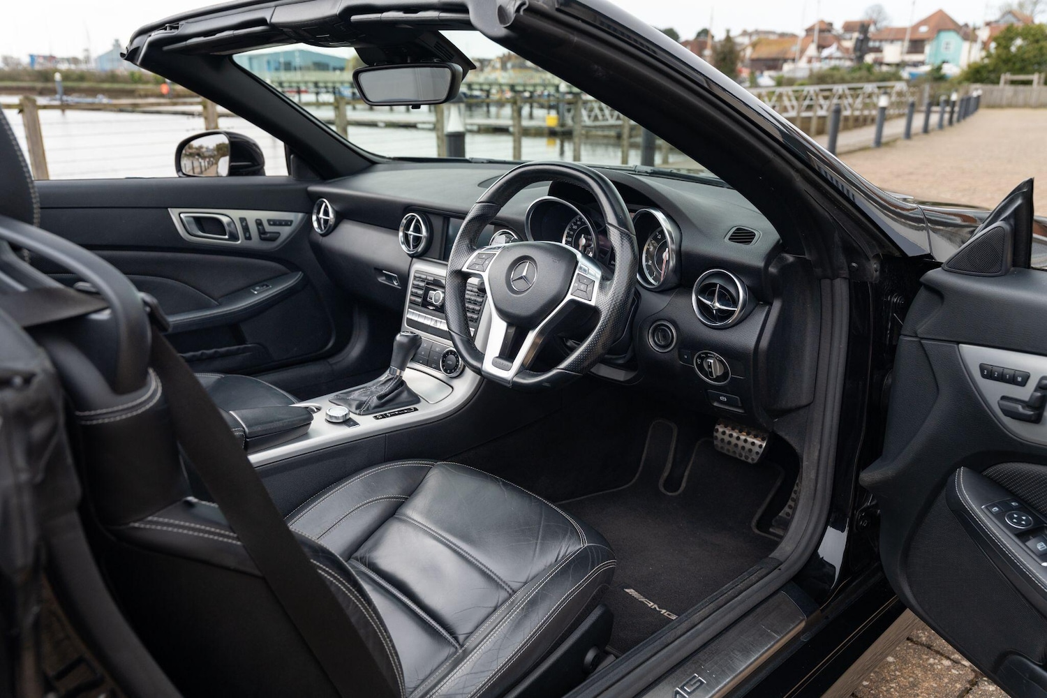 Used Mercedes-Benz SLK 2012 for sale - 77904323: Photo 23