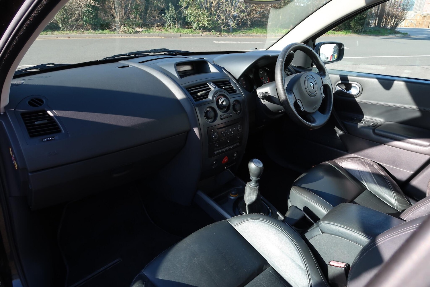 Used Renault Megane 2005 for sale - 77764191: Photo 10