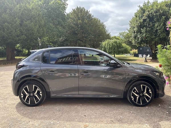 Used Peugeot E-208 2025 for sale - 75773620: Photo 7