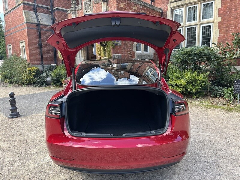 Used Tesla Model 3 2020 for sale - 76210995: Photo 10