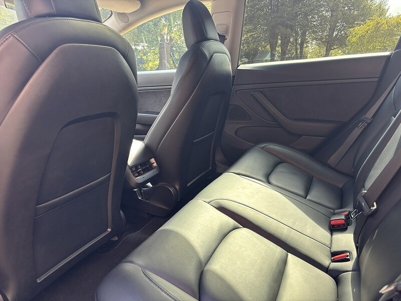 Used Tesla Model 3 2020 for sale - 76210995: Photo 18