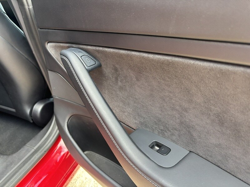 Used Tesla Model 3 2020 for sale - 76210995: Photo 26