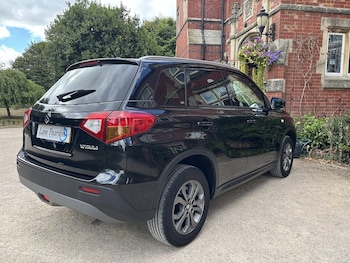 Used Suzuki Vitara 2018 for sale - 76040048: Photo