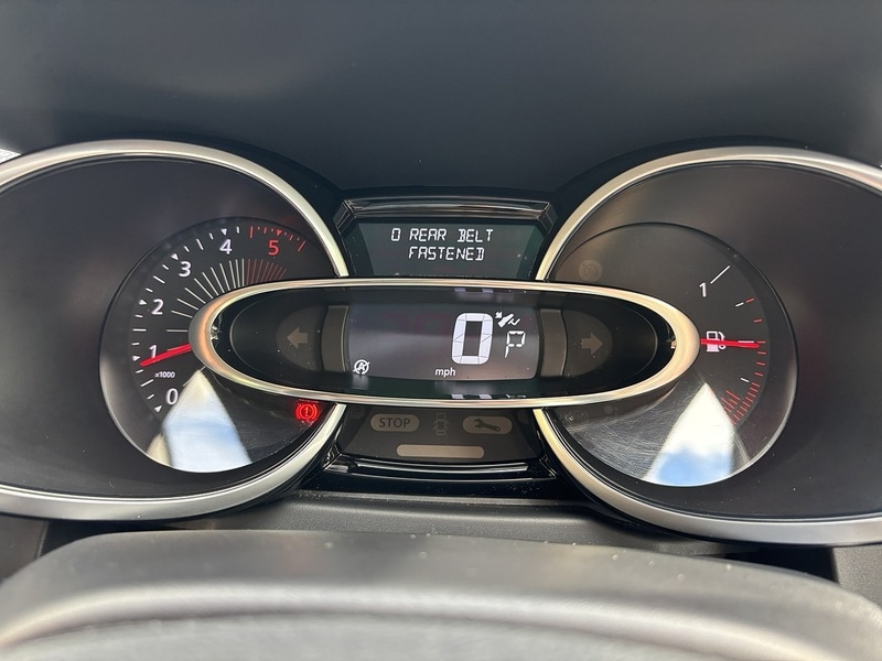 Used Renault Clio 2016 for sale - 76364453: Photo 28