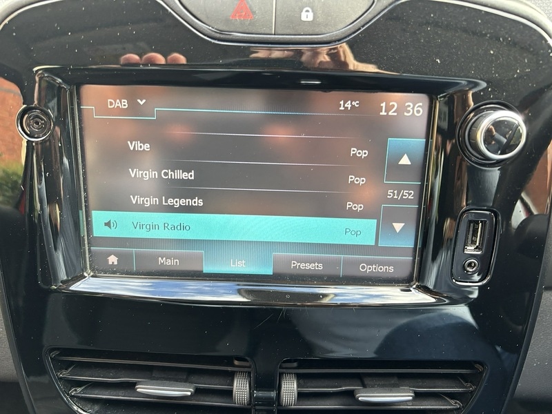 Used Renault Clio 2016 for sale - 76364453: Photo 31
