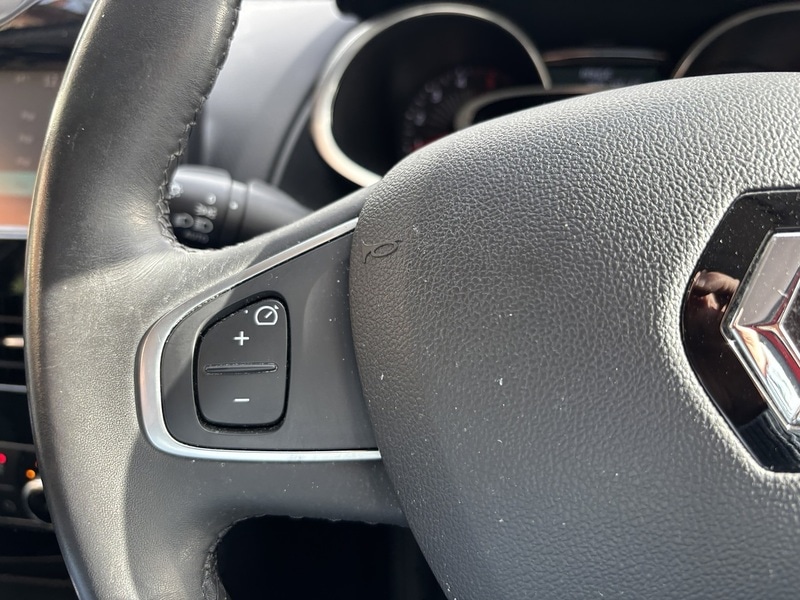 Used Renault Clio 2016 for sale - 76364453: Photo 34