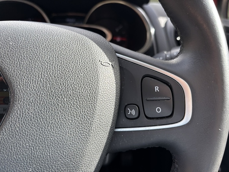 Used Renault Clio 2016 for sale - 76364453: Photo 35