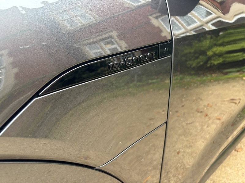 Used Audi Q8 2023 for sale - 76357088: Photo 12