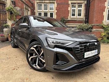 Used Audi Q8 2023 for sale - 76357088: Photo