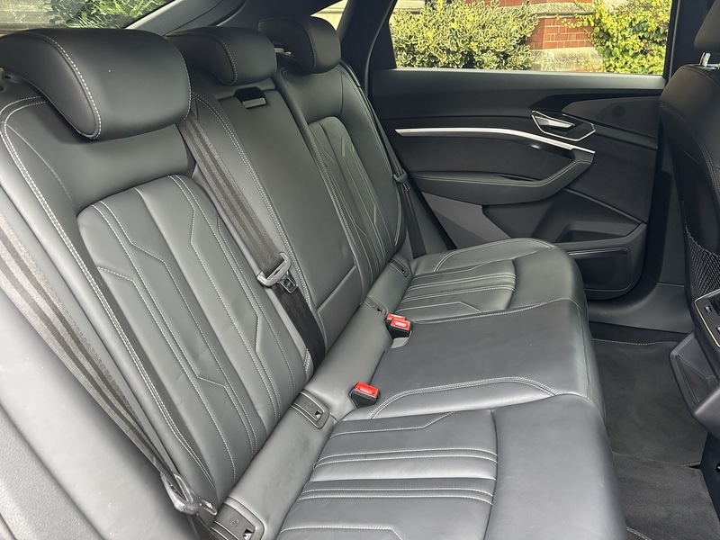 Used Audi Q8 2023 for sale - 76357088: Photo 20