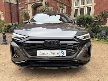 Used Audi Q8 2023 for sale - 76357088: Photo