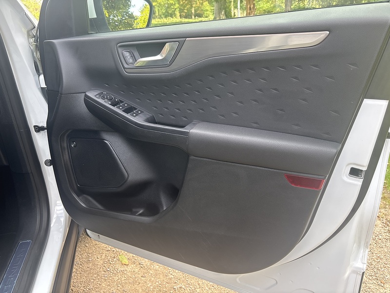 Used Ford Kuga 2021 for sale - 76232392: Photo 13