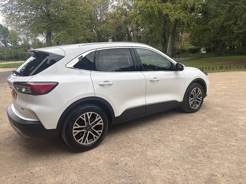 Used Ford Kuga 2021 for sale - 76232392: Photo 17
