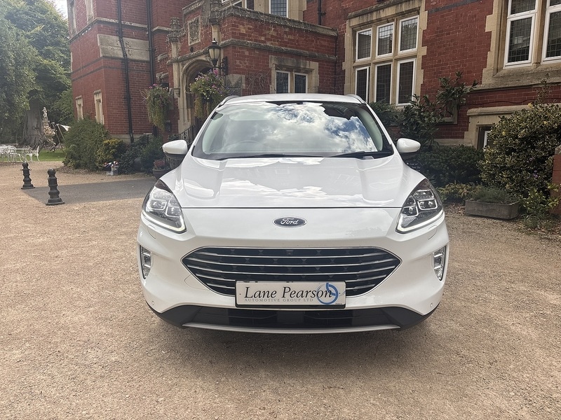 Used Ford Kuga 2021 for sale - 76232392: Photo 2