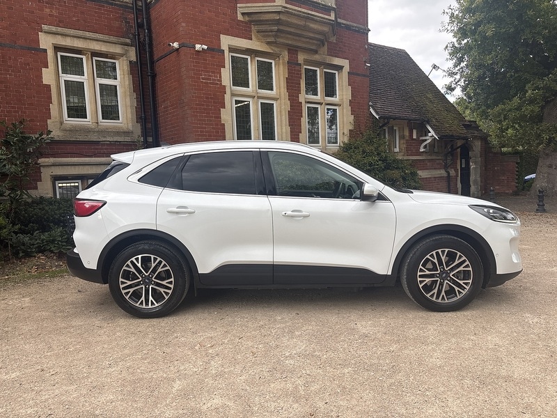 Used Ford Kuga 2021 for sale - 76232392: Photo 4