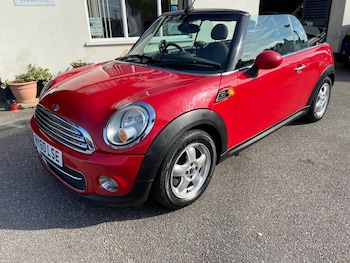 Used MINI Convertible 2010 for sale - 76879774: Photo