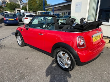 Used MINI Convertible 2010 for sale - 76879774: Photo