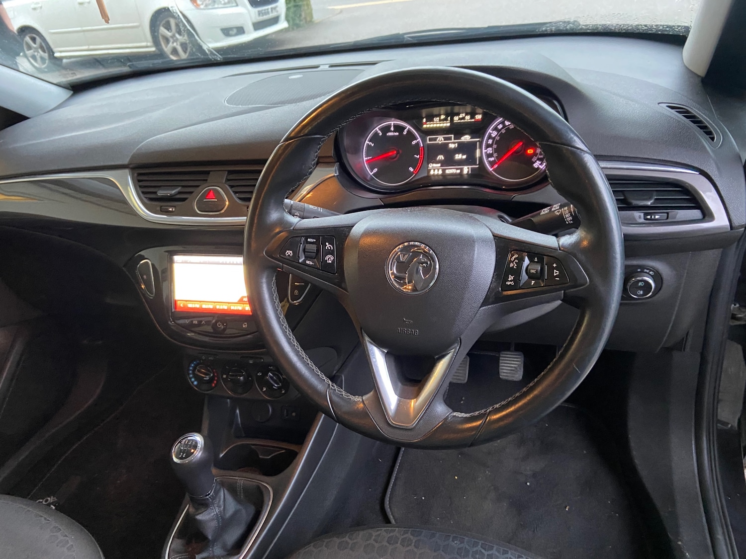 Used Vauxhall Corsa 2015 for sale - 77310525: Photo 6