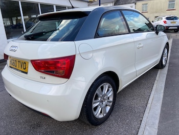 Used Audi A1 2011 for sale - 77843049: Photo