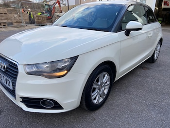 Used Audi A1 2011 for sale - 77843049: Photo