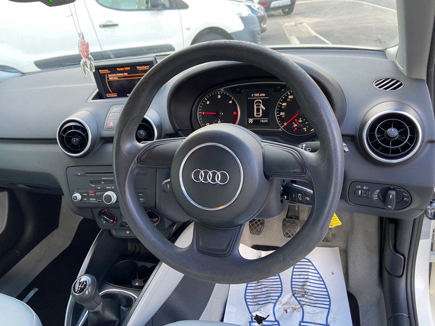 Used Audi A1 2011 for sale - 77843049: Photo 7