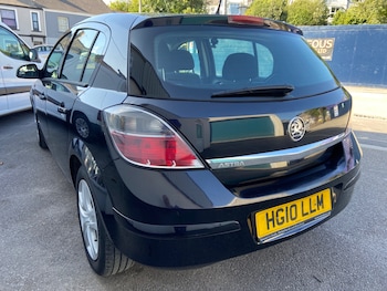 Used Vauxhall Astra 2010 for sale - 75668348: Photo