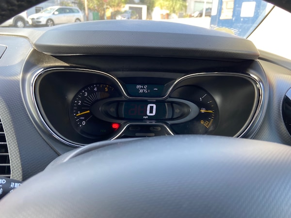 Used Renault Captur 2014 for sale - 75561840: Photo 7