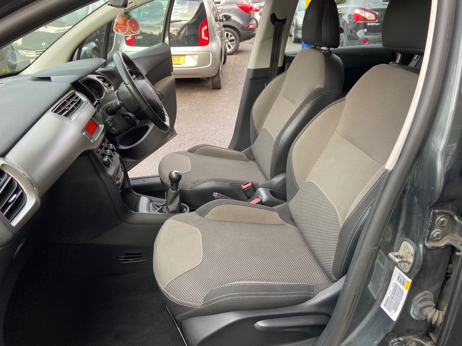 Used Citroen C3 2013 for sale - 77129843: Photo 9