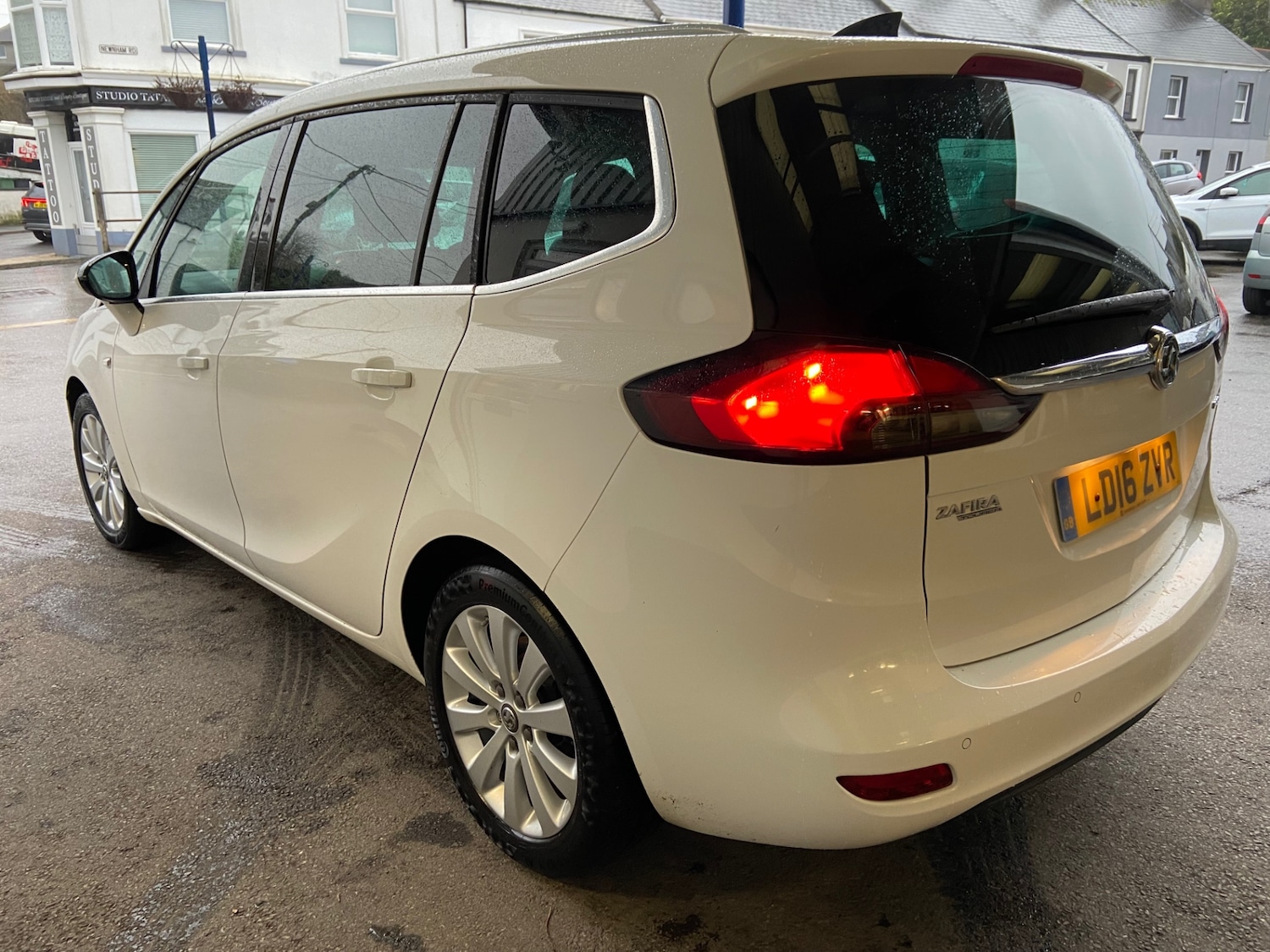 Used Vauxhall Zafira 2016 for sale - 77310662: Photo 2