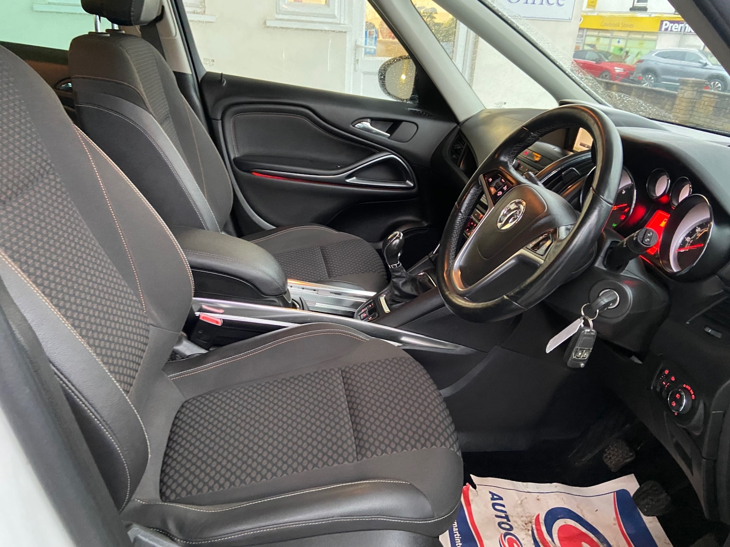 Used Vauxhall Zafira 2016 for sale - 77310662: Photo 8