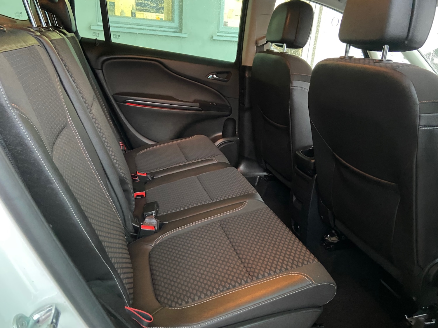 Used Vauxhall Zafira 2016 for sale - 77310662: Photo 9