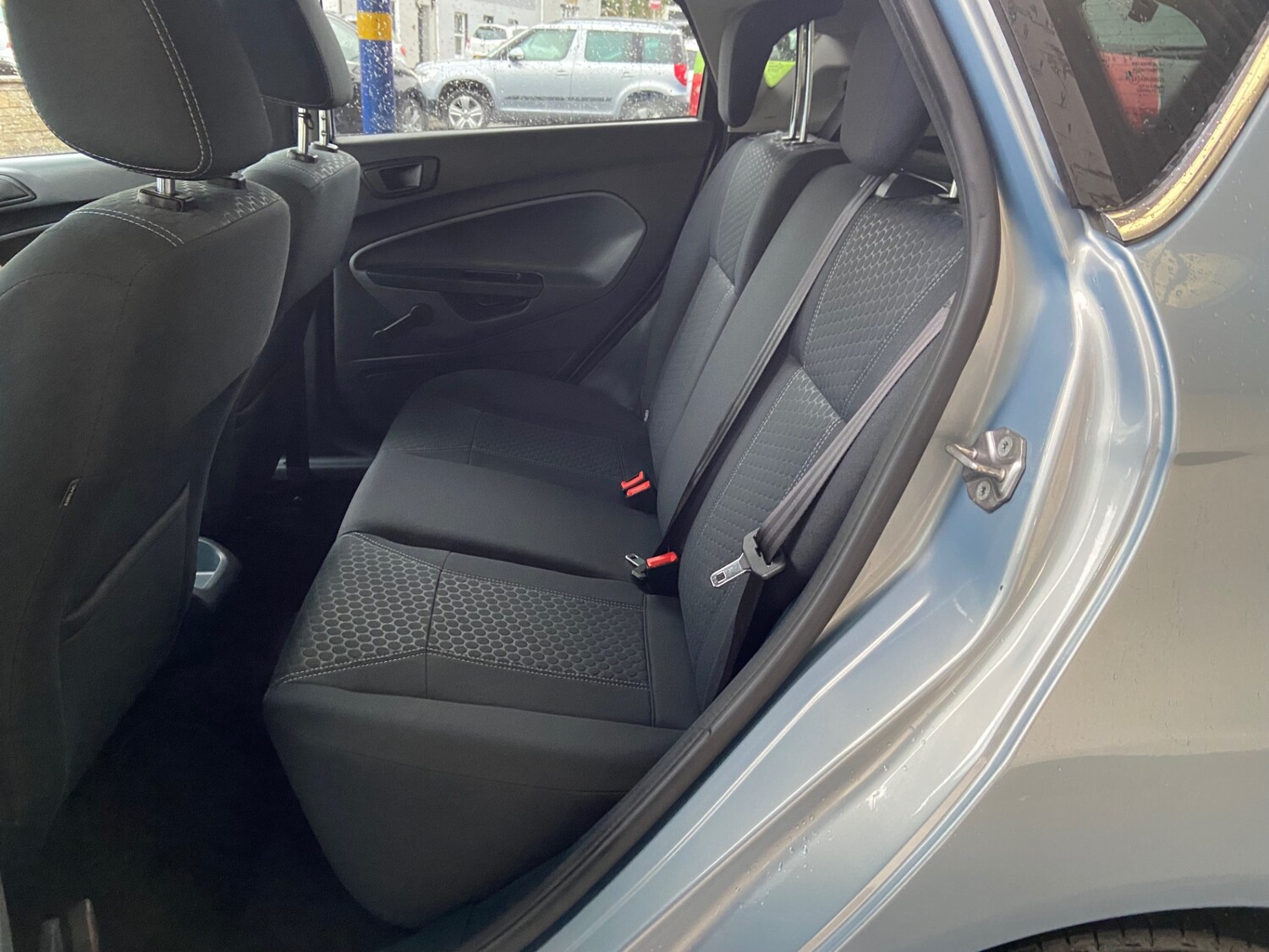 Used Ford Fiesta 2010 for sale - 76358276: Photo 5