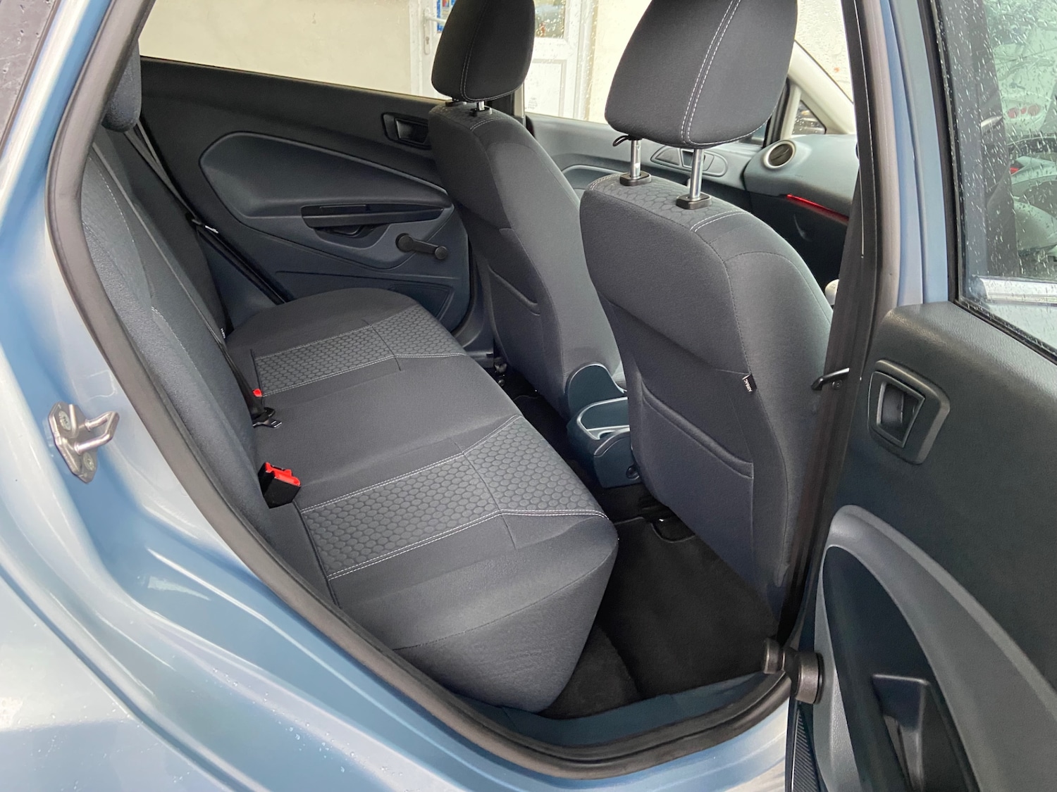 Used Ford Fiesta 2010 for sale - 76358276: Photo 8