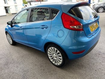 Used Ford Fiesta 2010 for sale - 79552418: Photo