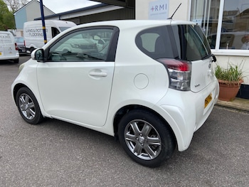 Used Toyota IQ 2011 for sale - 78432029: Photo
