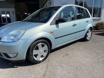 Used Ford Fiesta 2003 for sale - 78247539: Photo