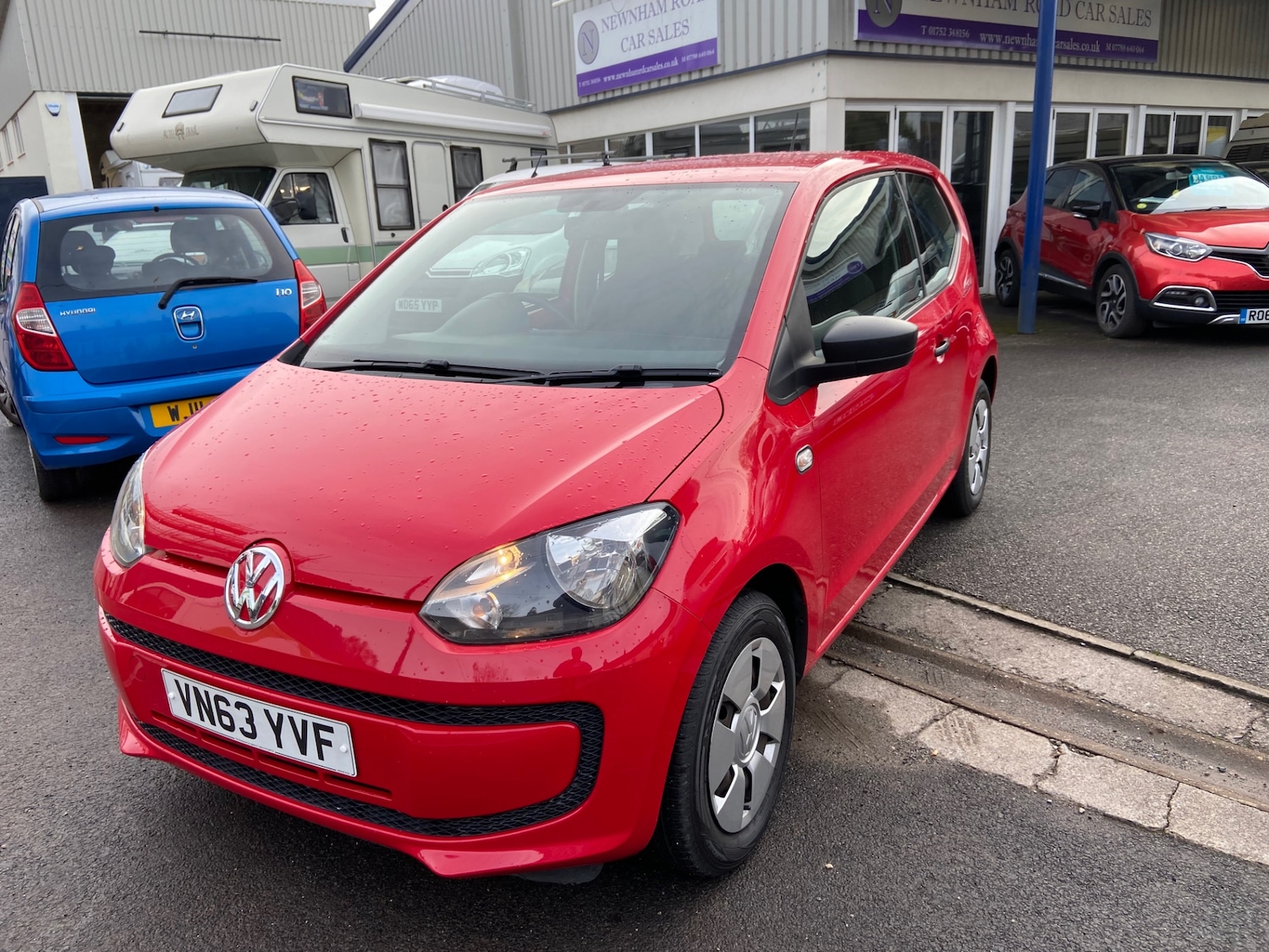 Used Volkswagen up! 2014 for sale - 76541556: Photo 2