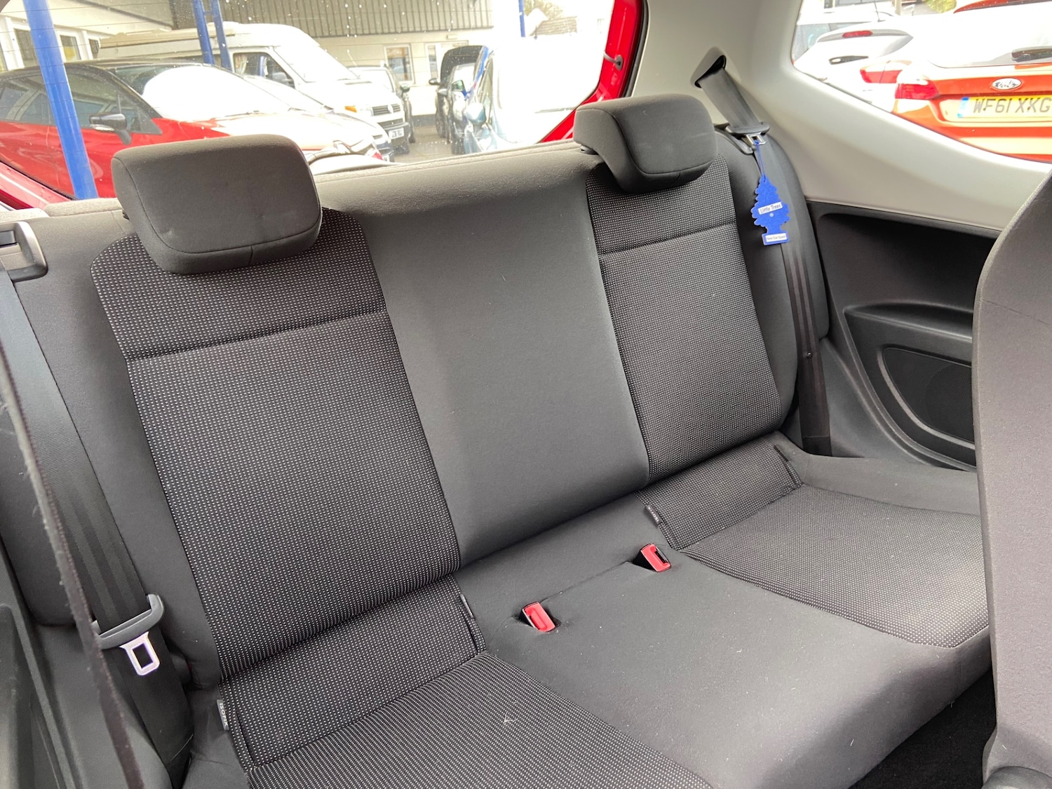 Used Volkswagen up! 2014 for sale - 76541556: Photo 9