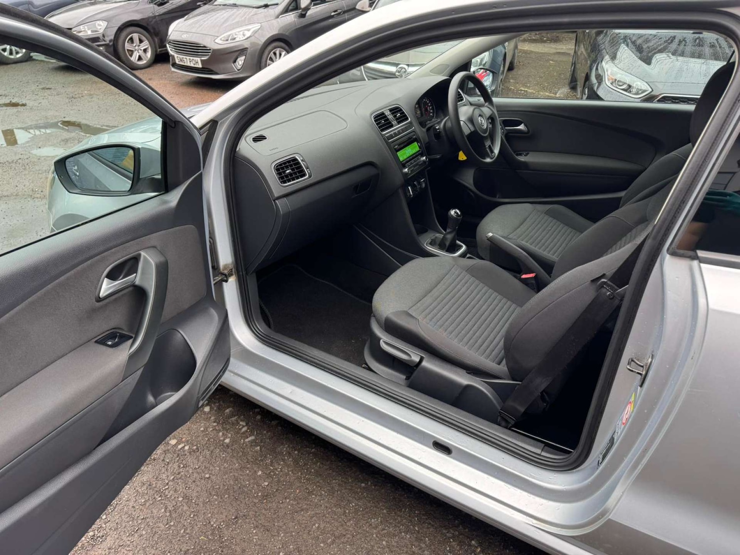 Used Volkswagen Polo 2014 for sale - 76099810: Photo 18