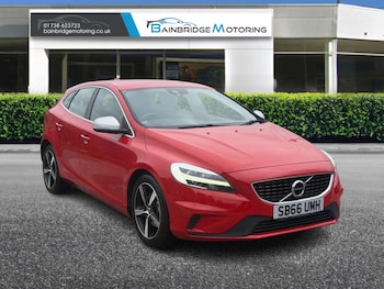 Used Volvo V40 2016 for sale - 79475119: Photo