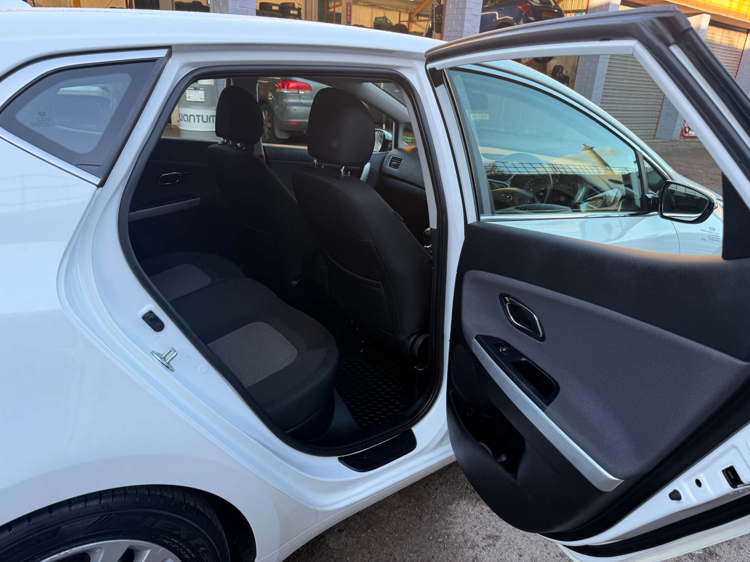 Used Kia Ceed 2017 for sale - 76606066: Photo 22