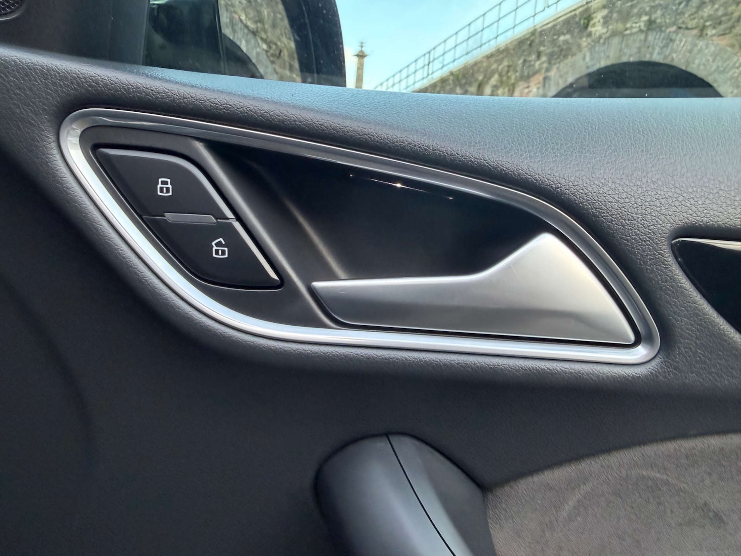 Used Audi Q3 2017 for sale - 77523241: Photo 45