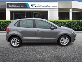 Used Volkswagen Polo 2015 for sale - 78610107: Photo