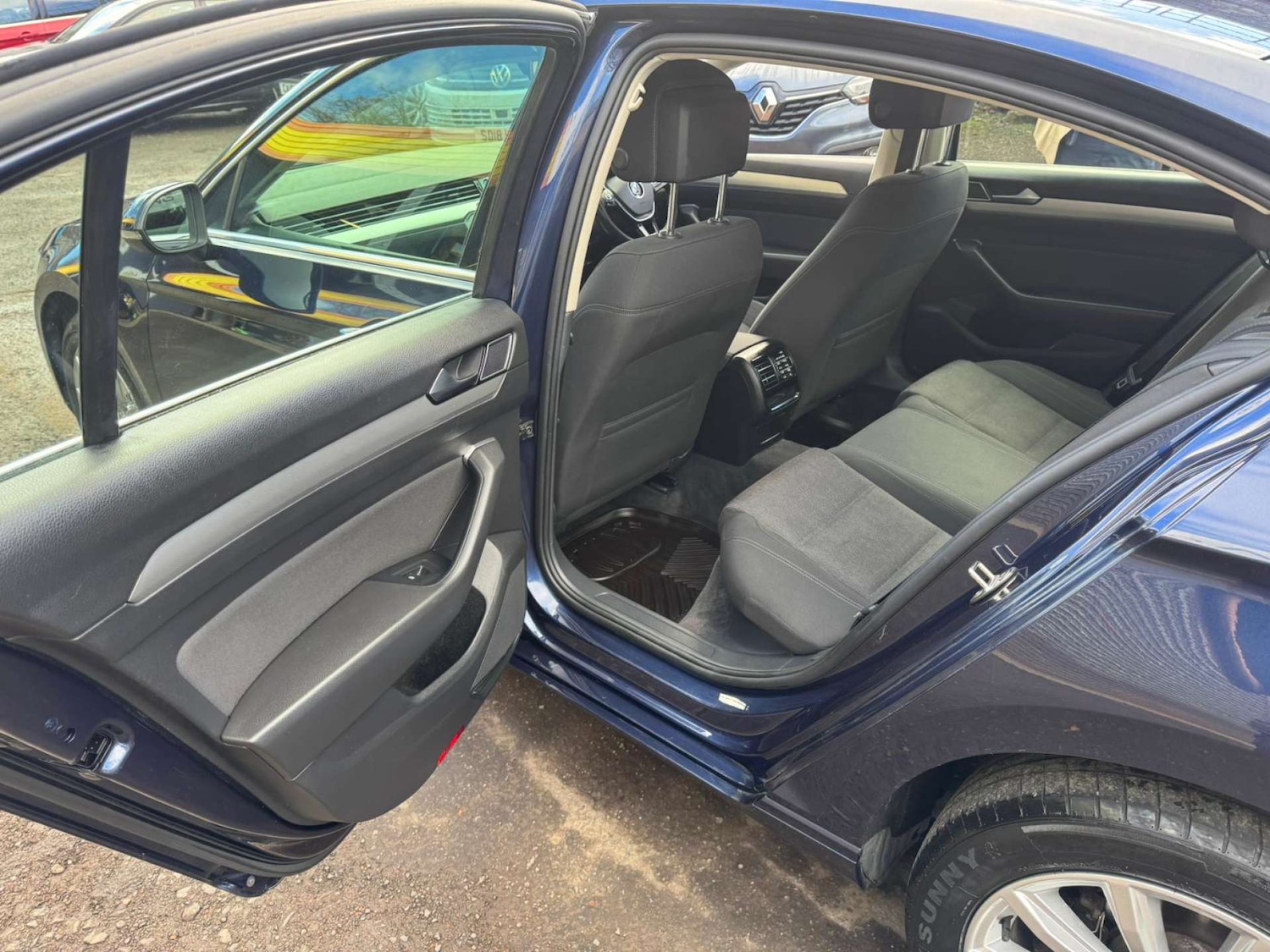 Used Volkswagen Passat 2015 for sale - 76331500: Photo 21